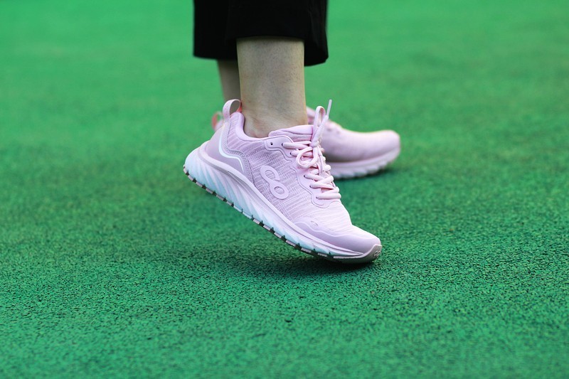 我的跑步装备 咕咚10K悦弹跑鞋