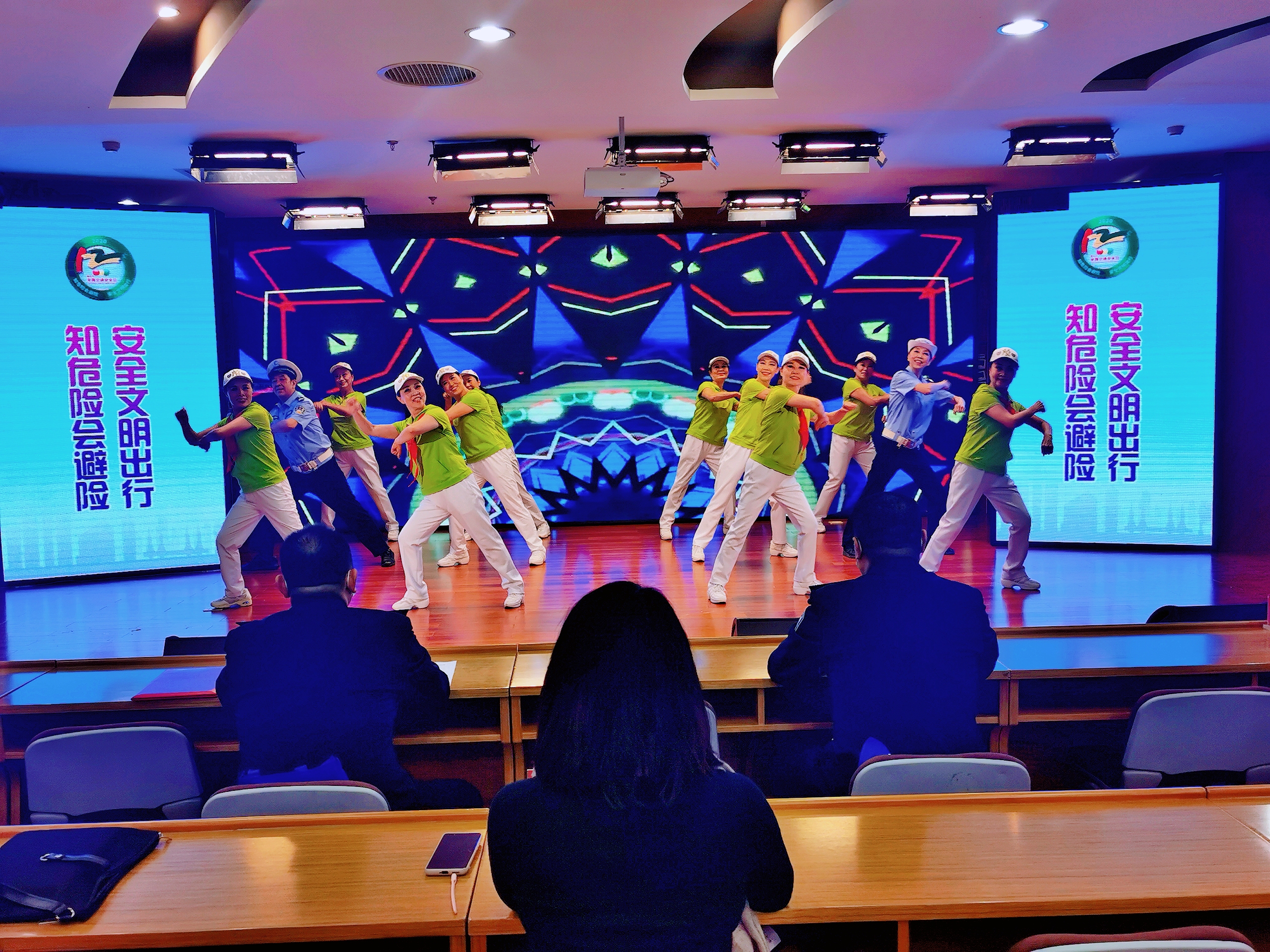 &ldquo;舞之魂&rdquo;舞蹈队演出助力&ldquo;全国交通安全日&rdquo;宣传