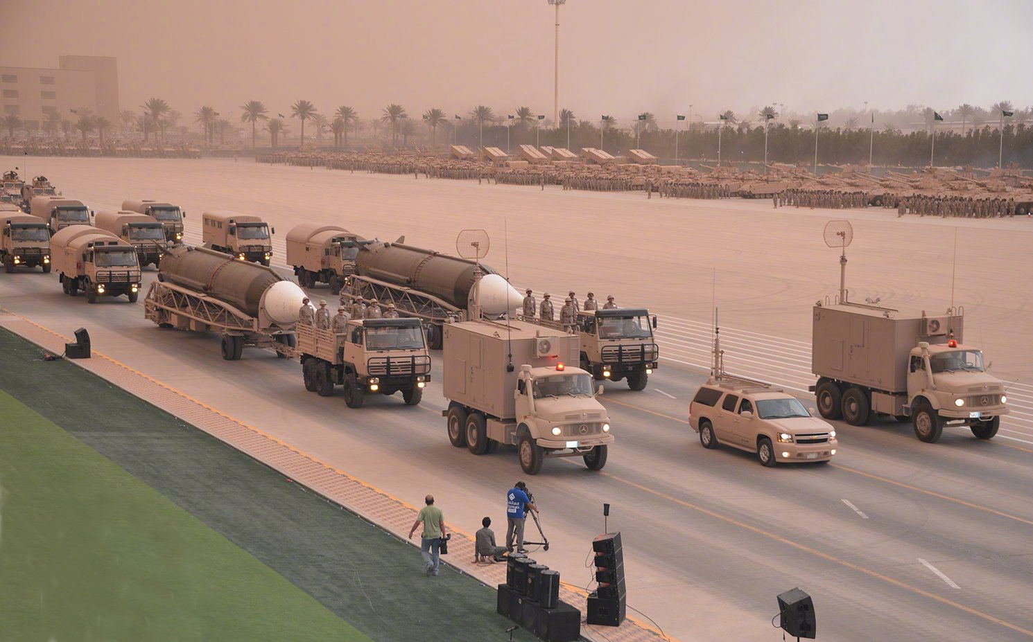 中国武器出口之最：东风3导弹1枚1亿美元，交易