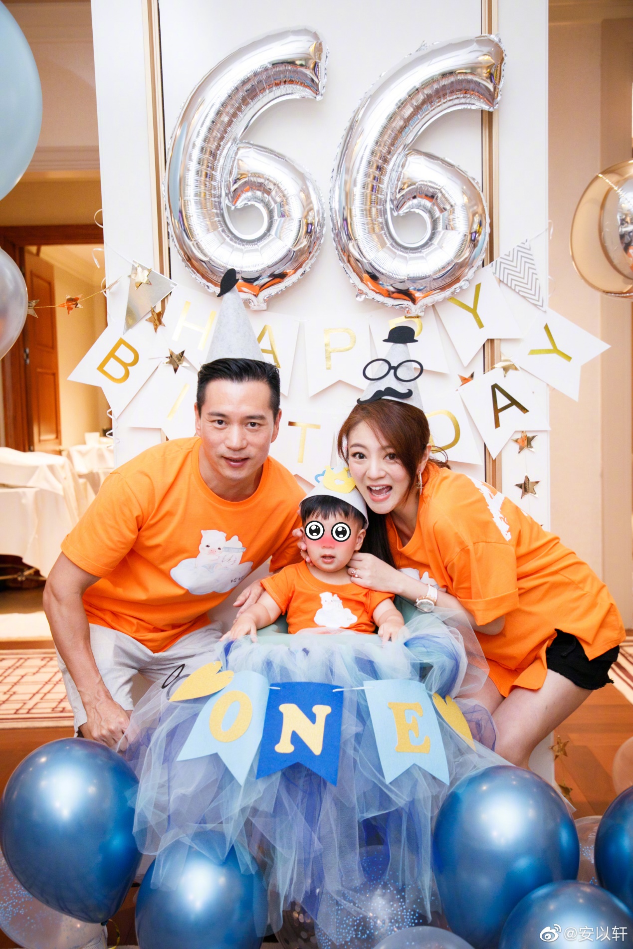 安以轩晒二胎孕肚照，豪门老公亲吻大肚，上一胎送老婆过亿豪宅