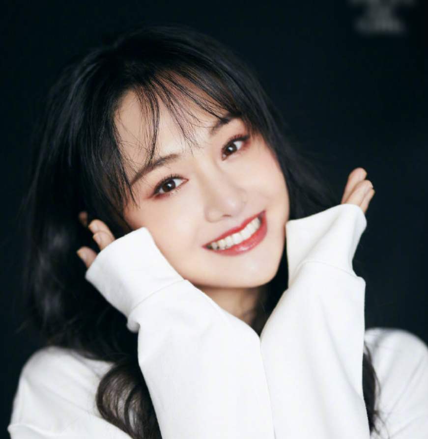 郑爽害怕狗狗咬到自己，竟然要磨平它的牙齿！