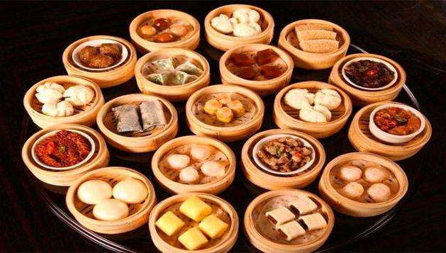 Check out the representative dishes of the eight major cuisines in the country, the more popular ones are Sichuan and Cantonese