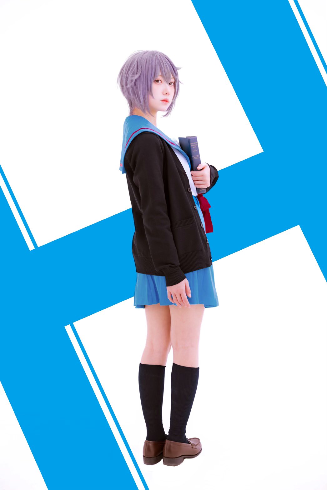 日本美少女筱崎心图片