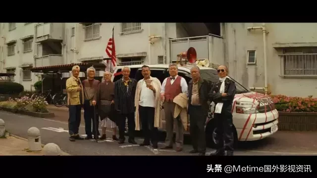 今天我要推荐的这部电影就是2015年的作品《龙三和他的七人党》