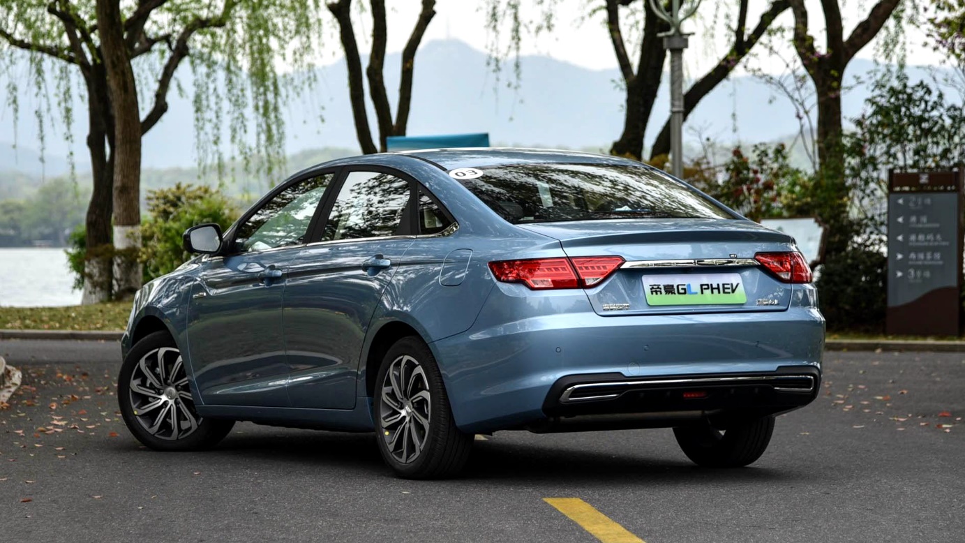 尺寸大,涨价4千的新款帝豪GL PHEV值吗?