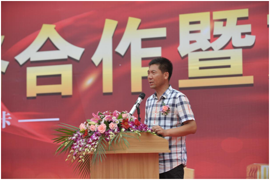 百臺大運(yùn)，炫耀遼寧——大運(yùn)重卡與瑞凱物流戰(zhàn)略合作暨交車儀式