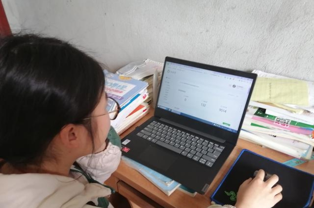 教培市场萎缩，不补课我们一样过好这个暑假