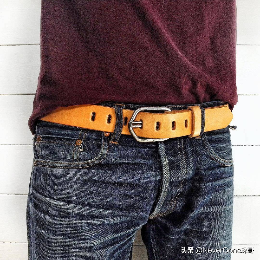 看看皮带扣？Companion Denim赫尔曼橡树植鞣腰带