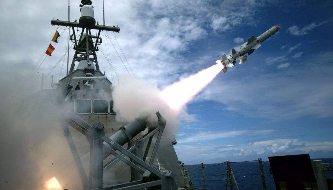 准备开战？美军在敏感空域下达“禁飞令”，无视警告将被导弹击落