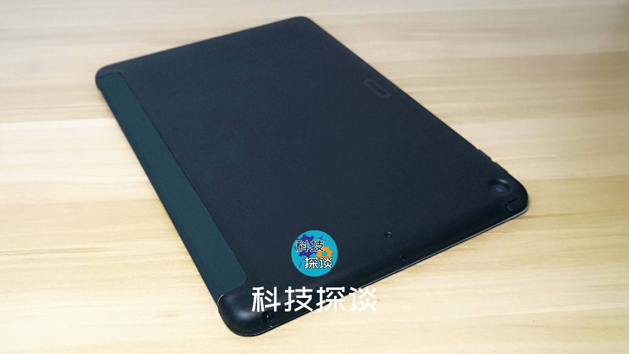 用心呵護(hù)iPad平板電腦，億色iPad殼膜保護(hù)套裝使用分享