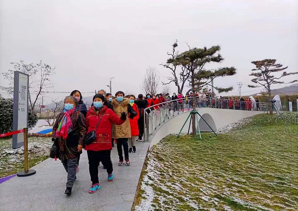 天水伏羲故里國學院走進“奧特萊斯綠城”感受中式合院的典雅之美
