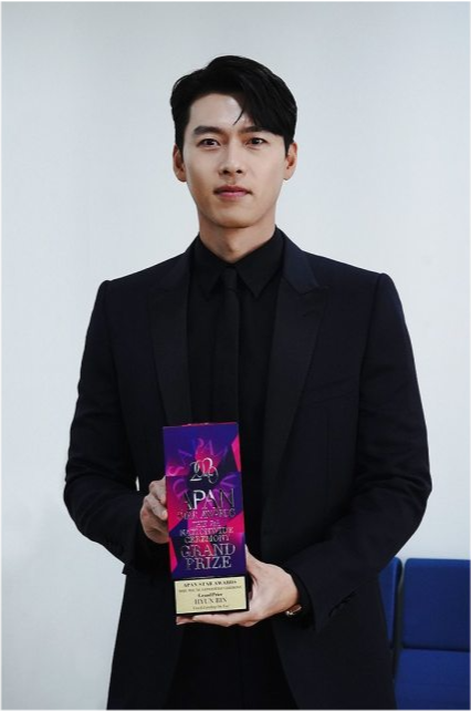 获奖|玄彬发表获奖感言时感谢孙艺珍 感谢所有的粉丝观众