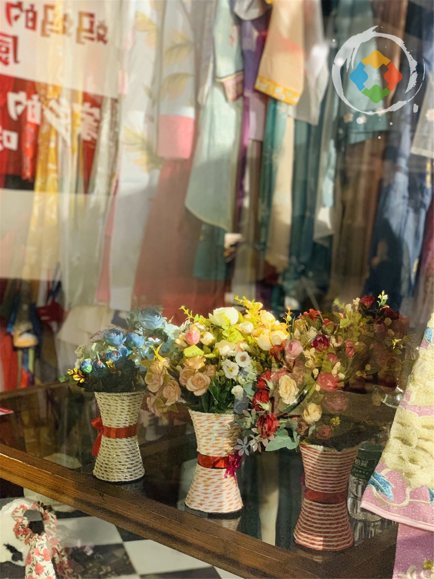 洪崖洞收费区域开放，29元回到80年代的重庆，你会去打卡吗？