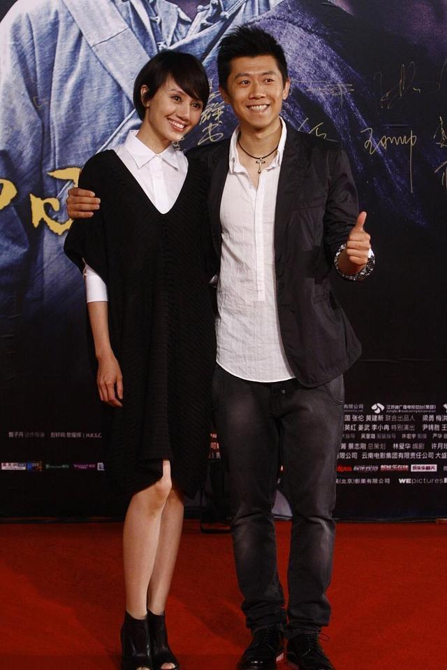 32岁嫁最年轻影帝，巅峰时息影投身戏剧，如今