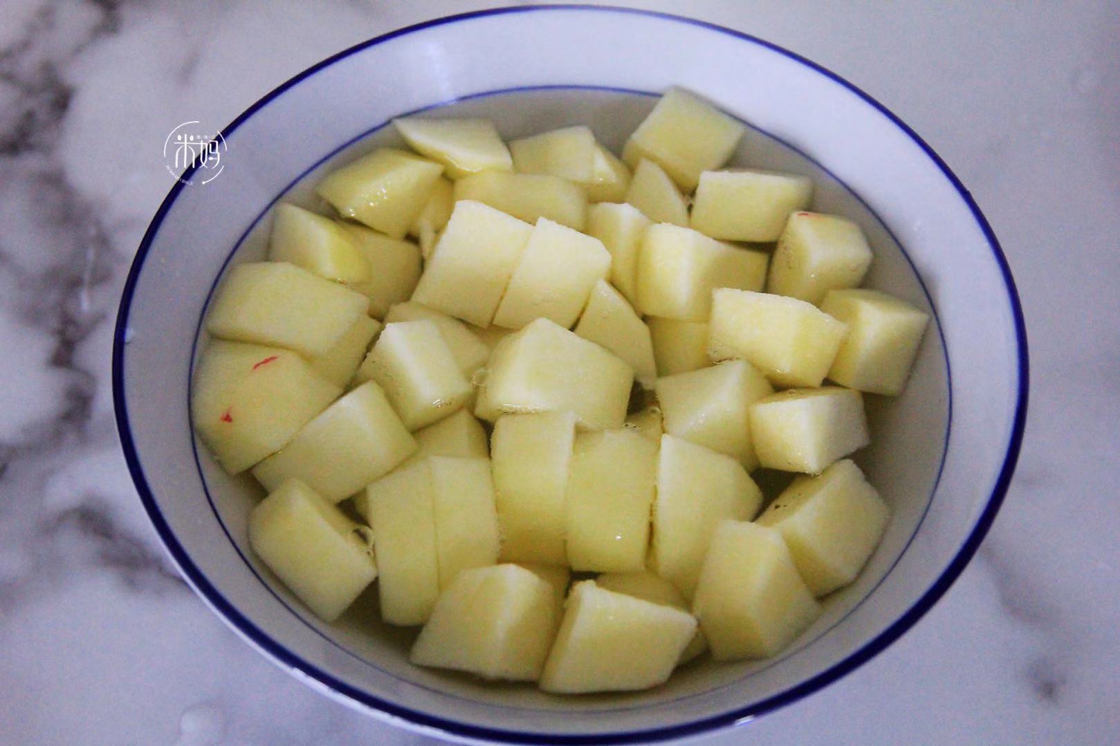 图片[5]-银耳苹果百合糖水做法步骤图 鲜甜润燥入冬吃最合适-起舞食谱网