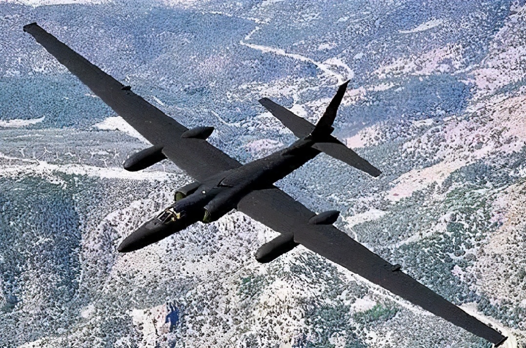 �����й���һ��ԭ�ӵ���ըʱ��̨����զ��ģ�