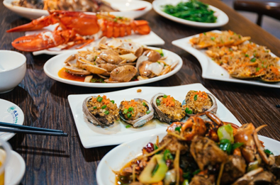 中国人那些为出境游准备的钱，最后花在了国内哪个城市？