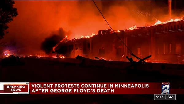 打砸抢烧乱成一锅粥，老美还四处秀肌肉！真的