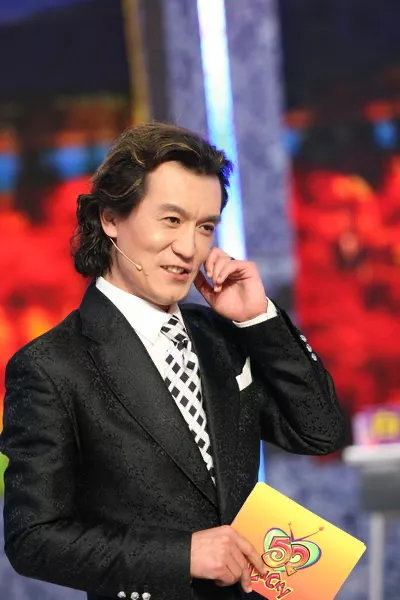 3年前李咏去世,哈文那一句“永失我爱”,太虐