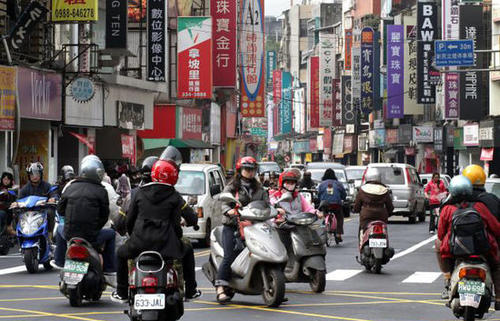 从占大陆经济的40%到不到广东省一半，台湾省的经济到底咋了？