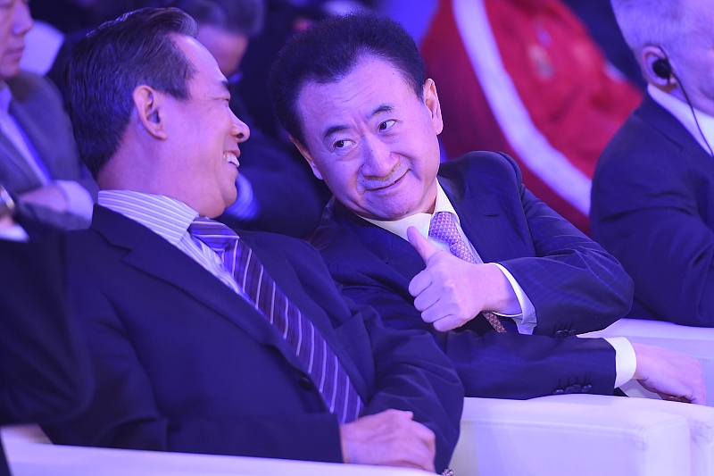 新年过后，手中有50万现金，该买房吗？王健林和