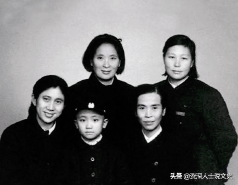 毛泽覃30岁牺牲，妻子周文楠生活困难，毛泽东写信：寄了二十元