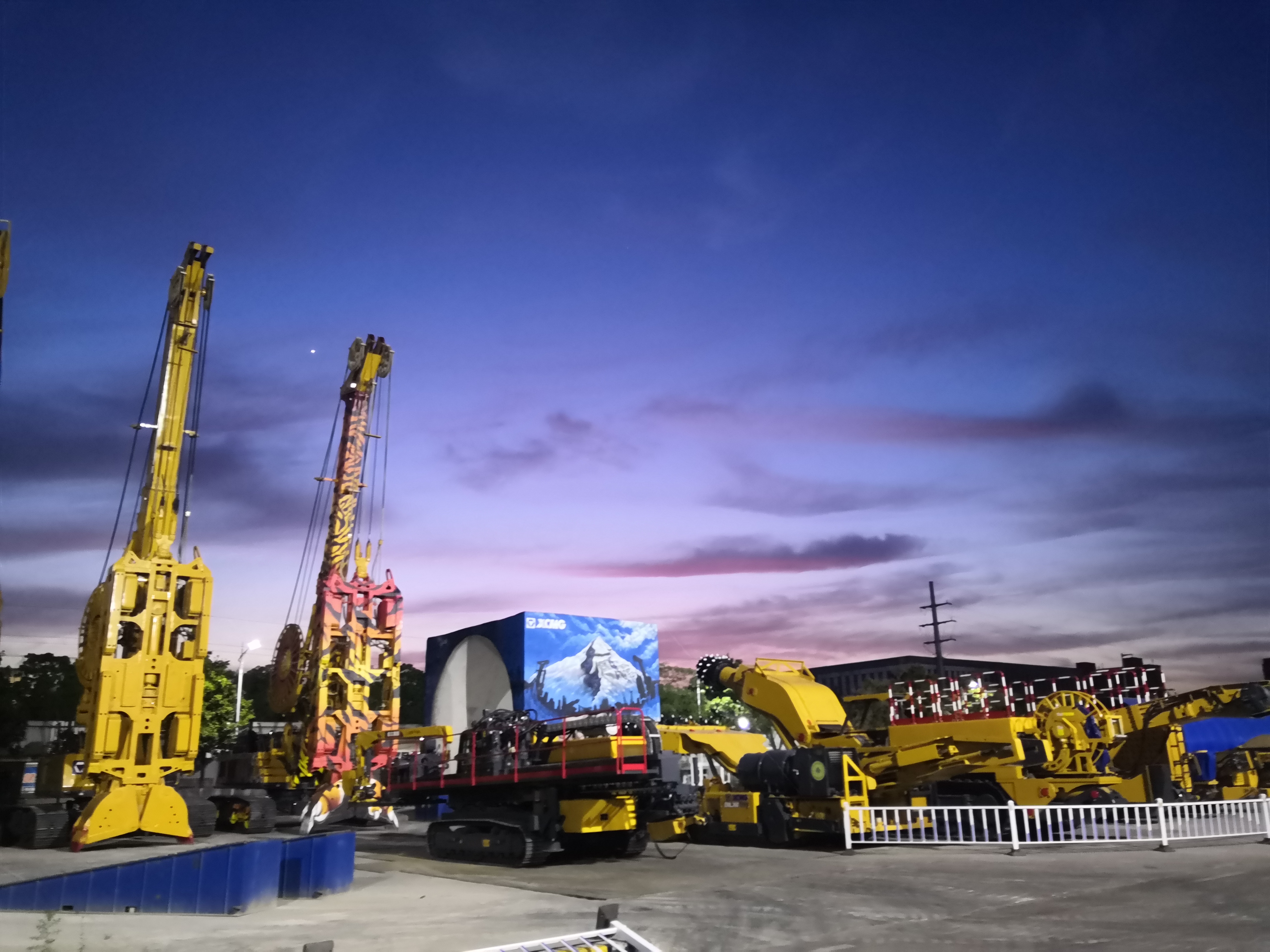 燃烧创新引擎 牵动基础工程机械发展牛鼻子