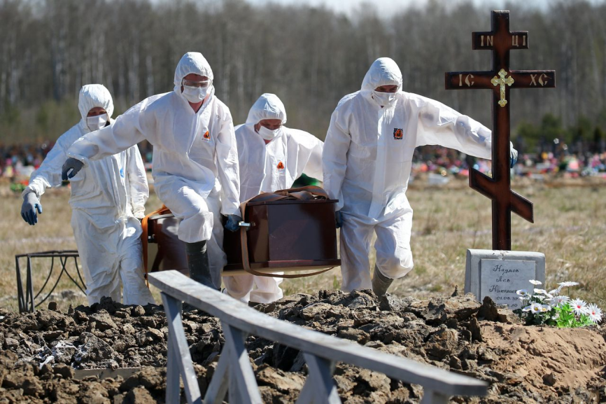 911�¼�19���꣬��ýʹ�ļ��׷������¹ڵĳ�������ⳡϮ��