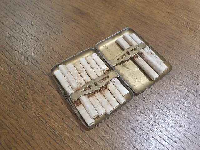 堪称时间胶囊，一战阵亡士兵的手提箱被发现，