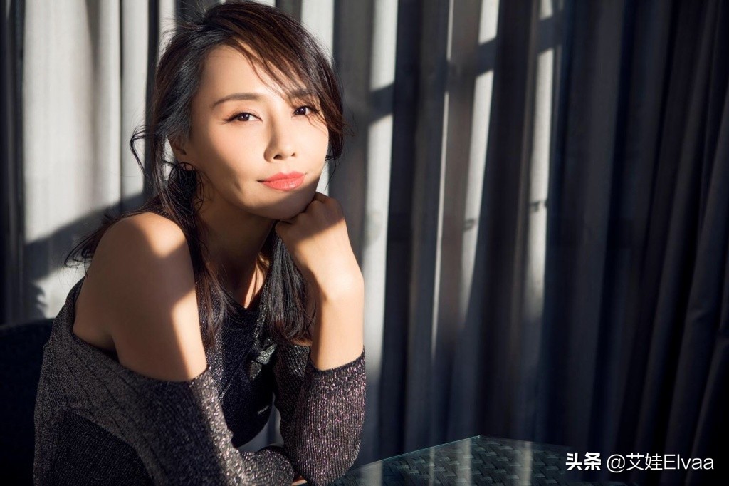 吴奇隆前妻马雅舒比刘诗诗还丰满，穿网纱吊带