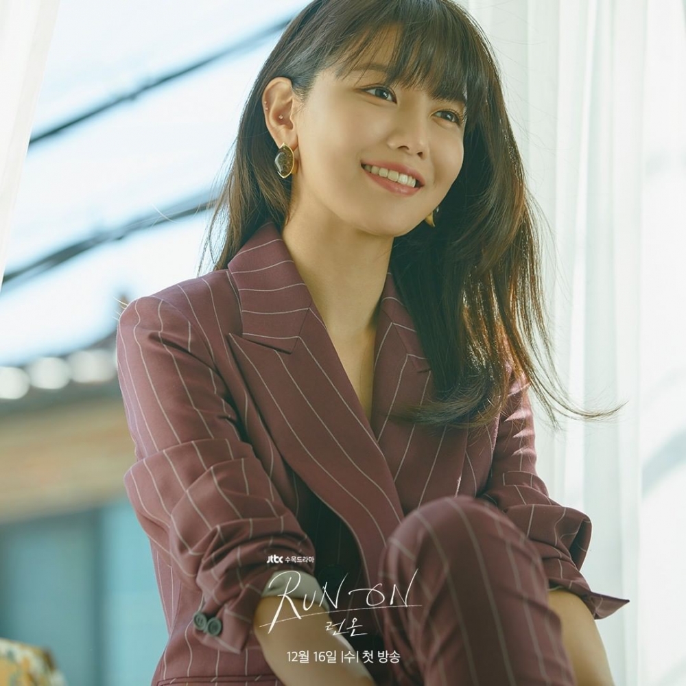 runon任时完申世景剧照预告公开你相信命运吗