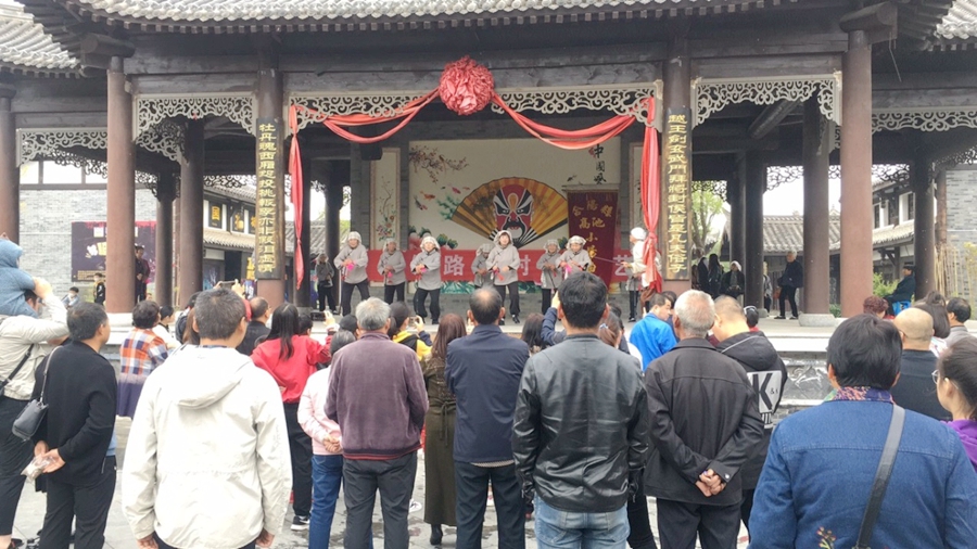 中秋國慶喜相逢,，洽川濕地氣氛濃（組圖）