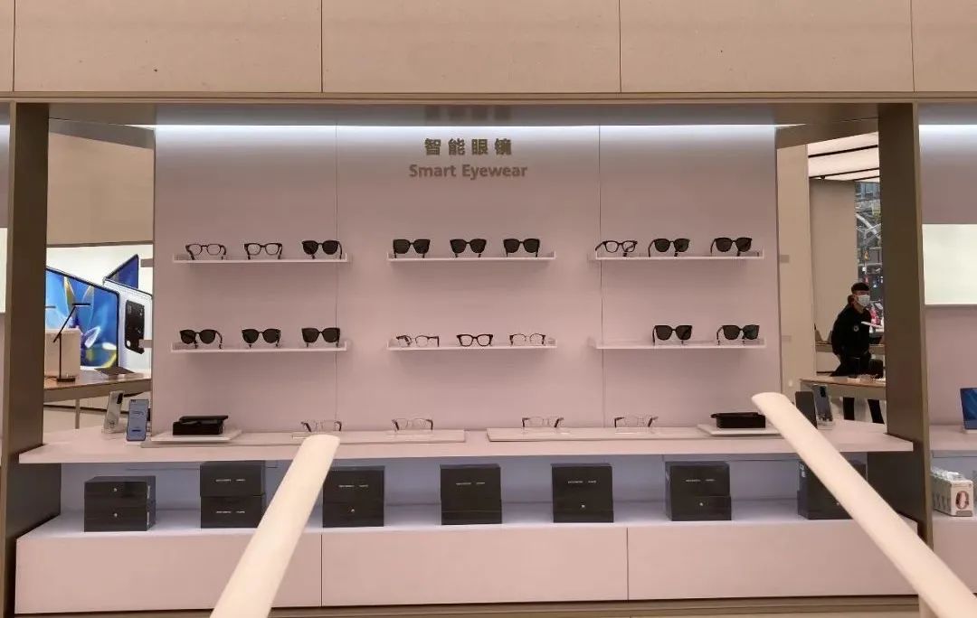 华为或于7月卖车 手机销量打三折“鸿蒙”家电补位