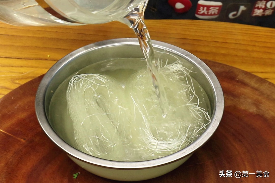 图片[3]-年夜饭开运菜——“蒸蒸日上”！2种食材、2步搞定 红火还漂亮-起舞食谱网