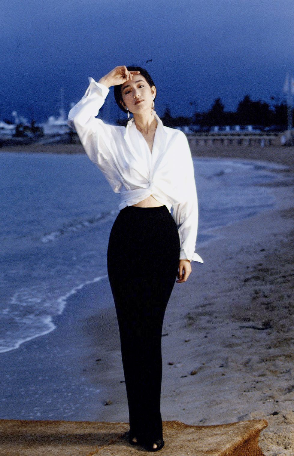 穿旗袍去奥斯卡的巩俐，才是红毯鄙视链的王者