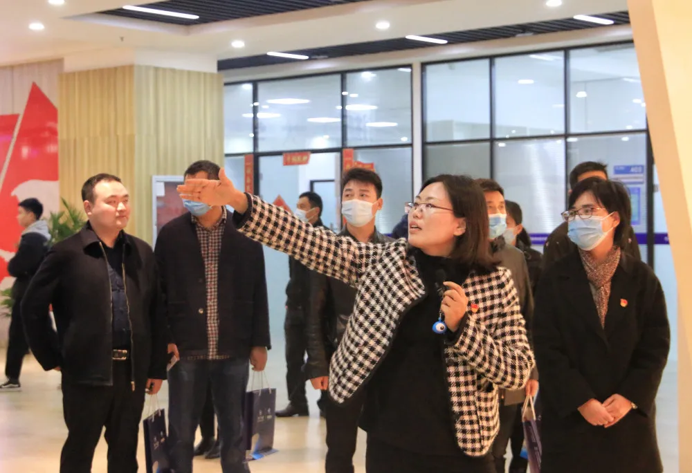 李文军到荥阳市考察新阶层人士实践创新基地建设工作