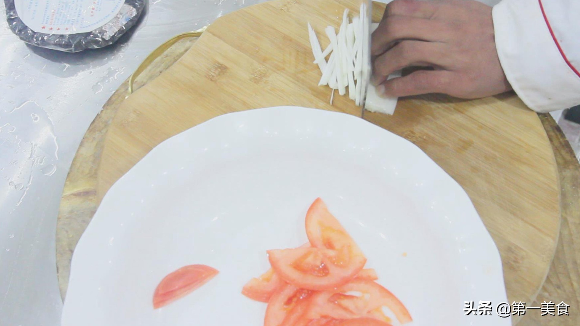 图片[2]-紫菜蛋花汤做法步骤图 清淡可口不油腻 一点不输饭店-起舞食谱网