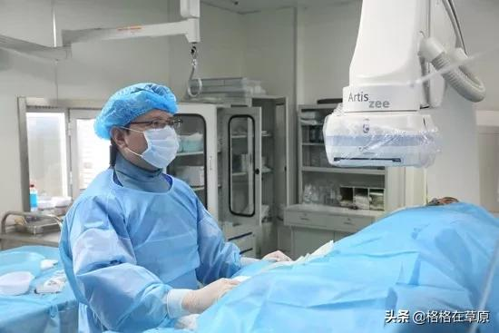 唯一获得蒙医学、西医学双学位博士纳顺达来