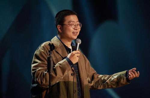 有谢娜沈腾李诞加盟，新节目《笑起来真好看》