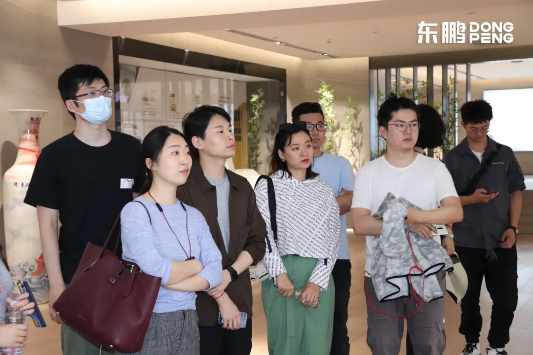 品牌快讯|吴晓波频道团队走进东鹏,探索民族企业新动能