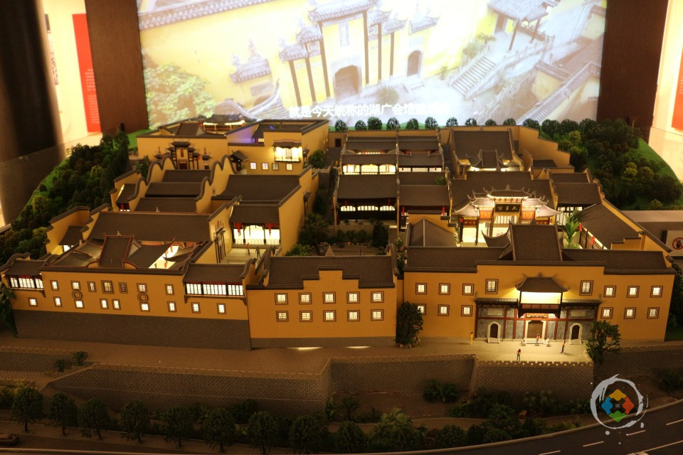 重庆湖广会馆，隐匿于闹市里的静谧，体验封火墙下的百态人生