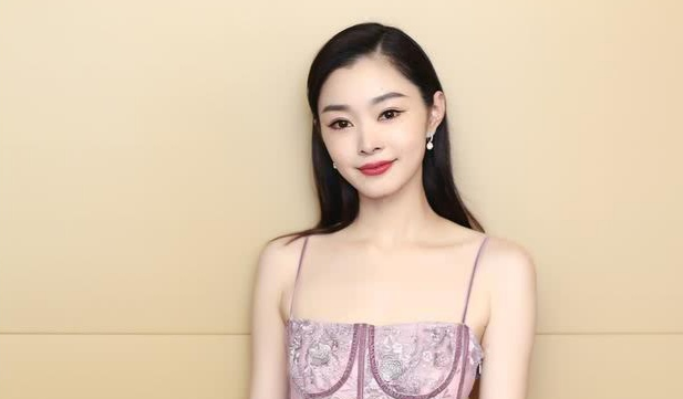 宋轶的“清醒”，撕开了多少中国女明星的“遮羞布”？