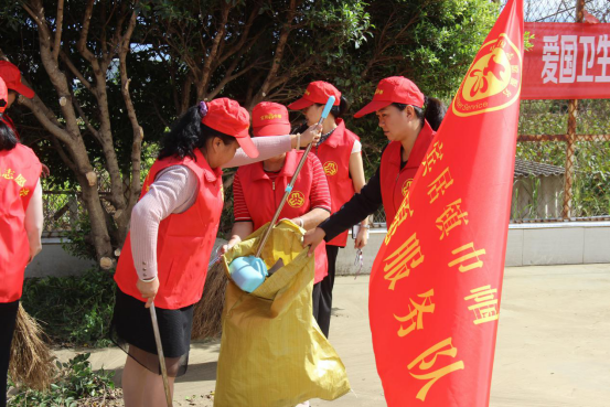云南省宾川县：人人动手齐众参与 传递志愿服务精神