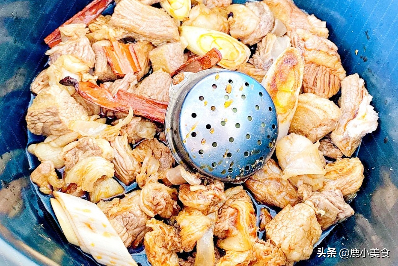 燉牛肉別只用八角香葉，教你香料配法，燉牛肉香軟肉爛，濃香入味