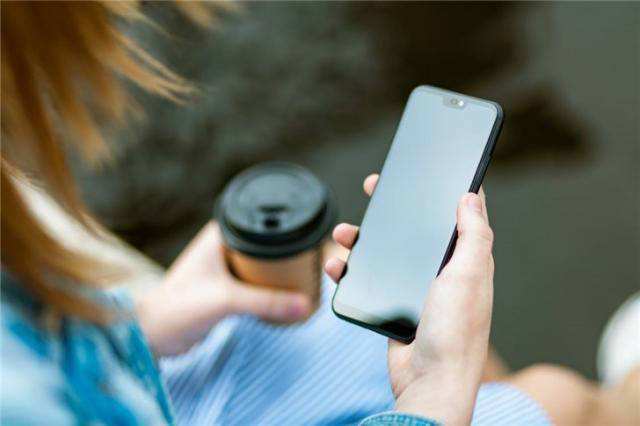 6.5亿网民在生活的水深火热中，月薪竟不到5000！