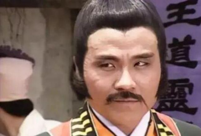 白素贞不知，为啥法海放着那么多妖不捉偏盯着她和官人？至今才懂