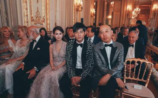 掉价的世界级艺术家：享誉全球却成了综艺咖，