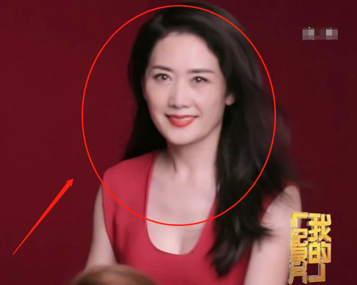 《乘风破浪》上线后，大家都在关注黄圣依，刘