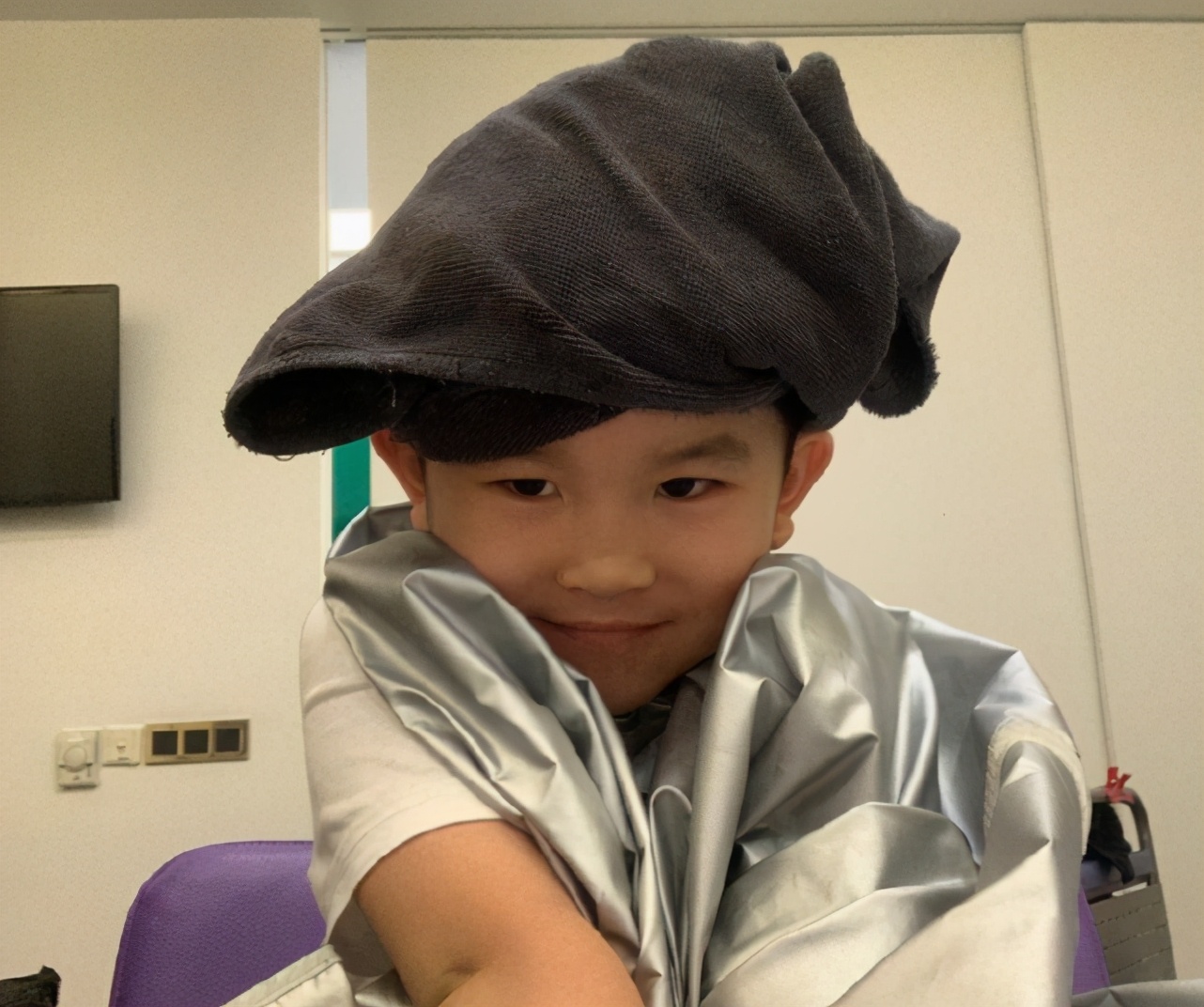 範文芳曬兒子，Zed造型別緻可愛，身高優越才6歲就長到130