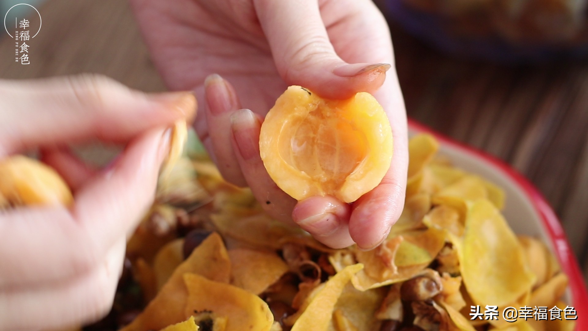 教你在家自制枇杷膏，天然工序小火慢熬，清爽润甜喝不够